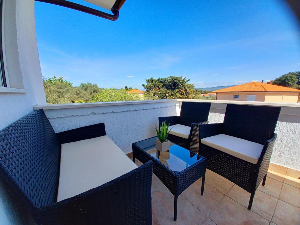 Studio Apartmani “Jarnecic” Krk Town Exterior foto